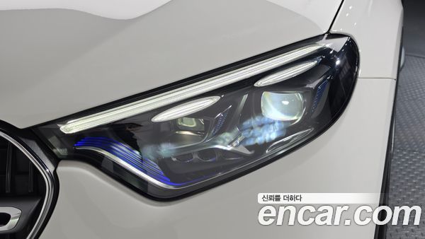 Mercedes-Benz GLC 2024, фото 8