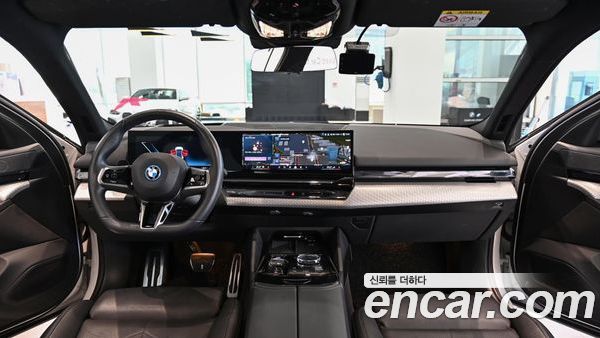 BMW i5 2024, фото 8