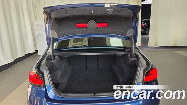 BMW 5 Series 2021, фото 26