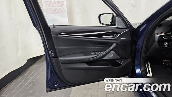 BMW 5 Series 2021, фото 14