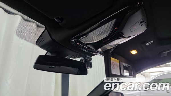 BMW 5 Series 2021, фото 27