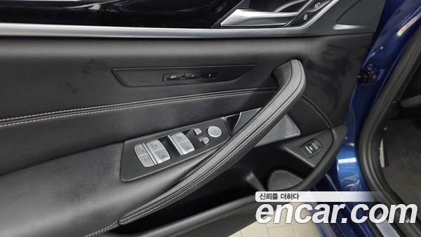 BMW 5 Series 2021, фото 34