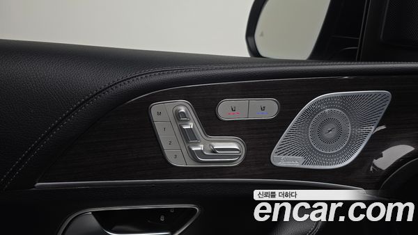 Mercedes-Benz GLE 2020, фото 23