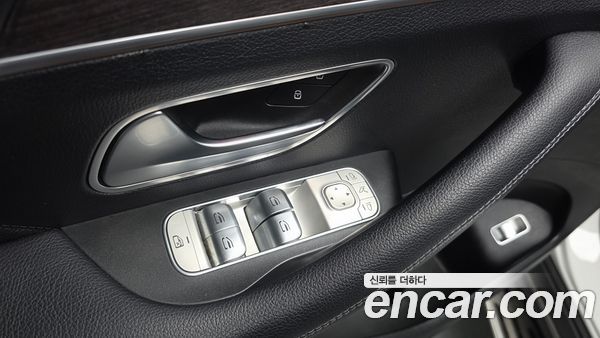 Mercedes-Benz GLE 2020, фото 30