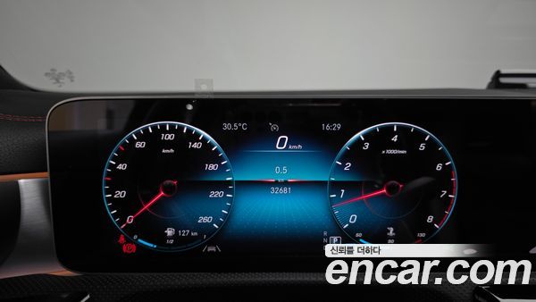 Mercedes-Benz CLA 2020, фото 11