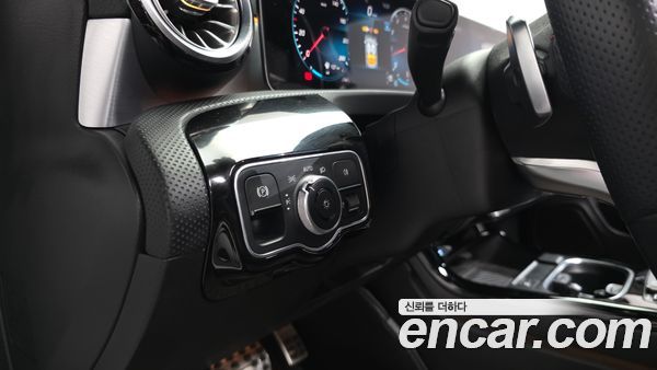 Mercedes-Benz CLA 2020, фото 33