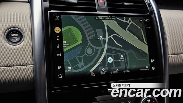 Land Rover Discovery 2023, фото 20