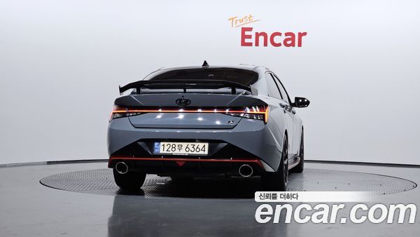 Hyundai Elantra 2022, фото 4