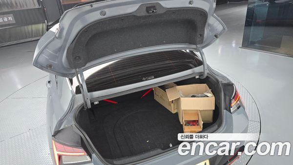 Hyundai Elantra 2022, фото 34
