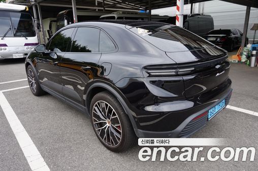 Porsche Macan 2025, фото 2