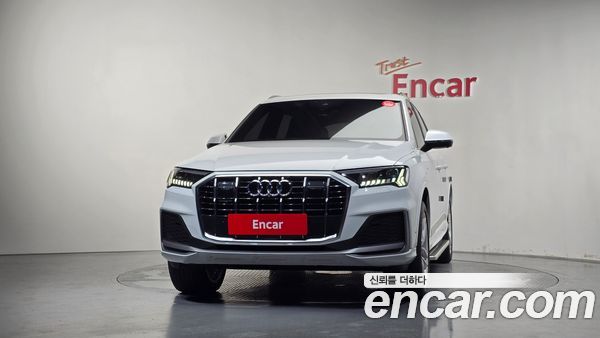 Audi Q7 2023, фото 3