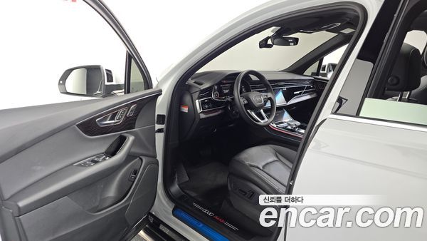 Audi Q7 2023, фото 13