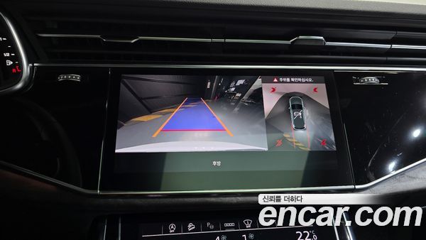 Audi Q7 2023, фото 19