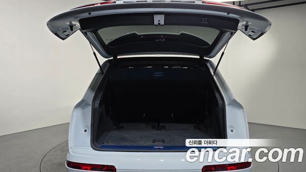 Audi Q7 2023, фото 22