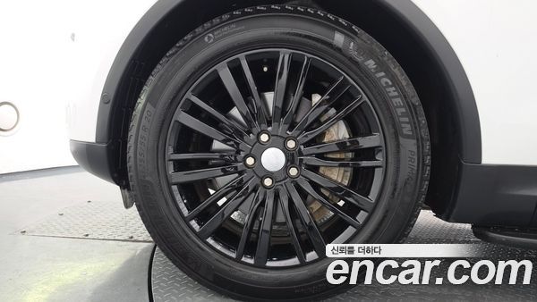 Land Rover Discovery 2020, фото 5