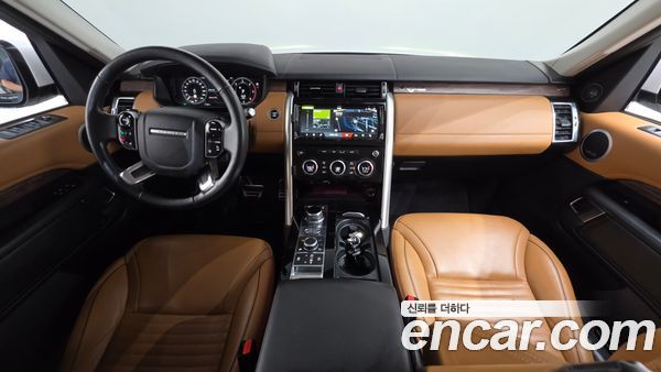 Land Rover Discovery 2020, фото 10
