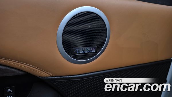 Land Rover Discovery 2020, фото 32