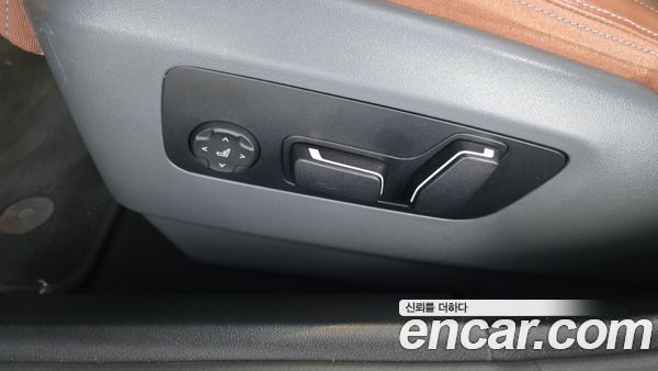 BMW 5 Series 2024, фото 31