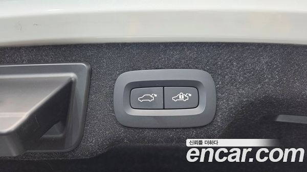 Volvo S90 2026, фото 32