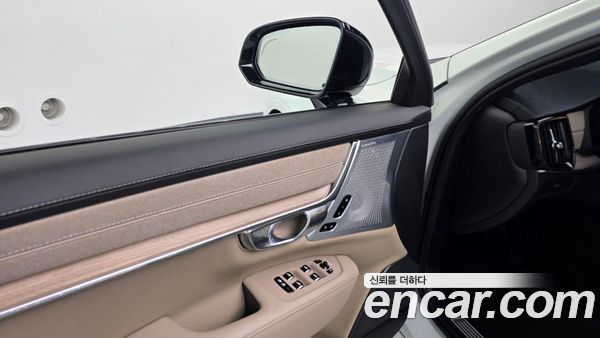 Volvo S90 2026, фото 35