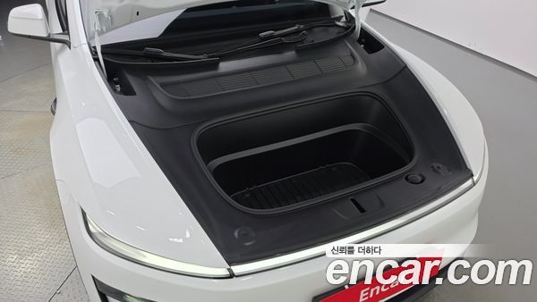 Tesla Model Y 2026, фото 6