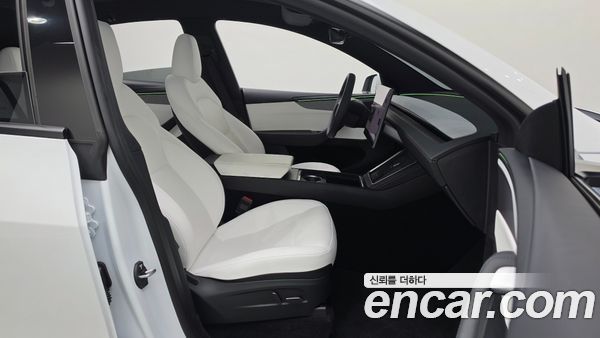 Tesla Model Y 2026, фото 18