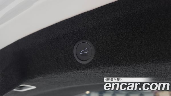 Tesla Model Y 2026, фото 29