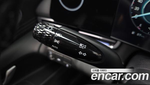 Hyundai Elantra 2023, фото 29