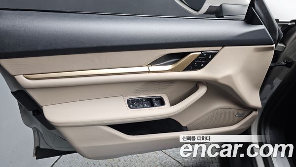 Porsche Taycan 2023, фото 13