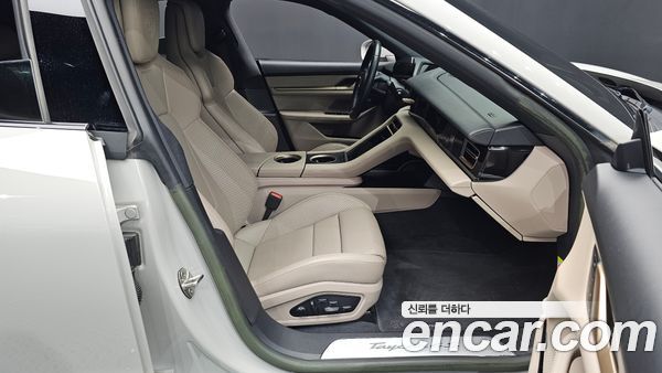 Porsche Taycan 2023, фото 15