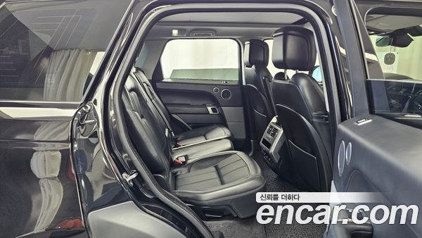 Land Rover Range Rover Sport 2022, фото 17