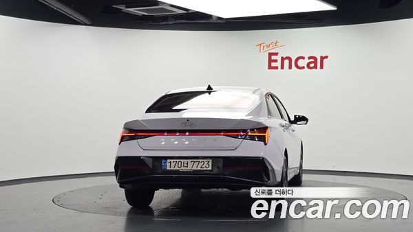Hyundai Elantra 2024, фото 4