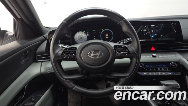 Hyundai Elantra 2024, фото 19