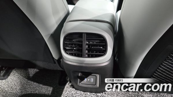 Hyundai Elantra 2024, фото 36