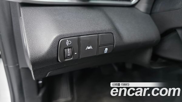 Hyundai Elantra 2022, фото 12