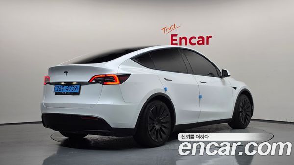 Tesla Model Y 2021, фото 2