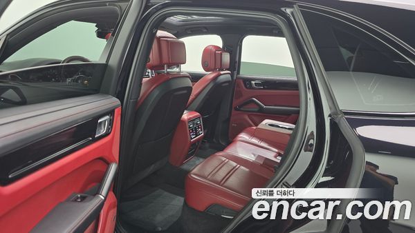 Porsche Cayenne 2021, фото 18