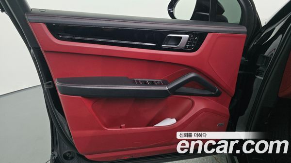 Porsche Cayenne 2021, фото 14