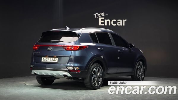 Kia Sportage 2021, фото 2