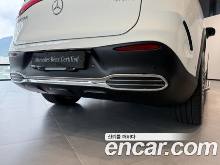 Mercedes-Benz EQE 2024, фото 11