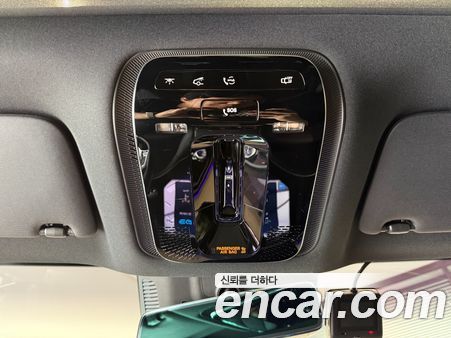 Mercedes-Benz EQE 2024, фото 19