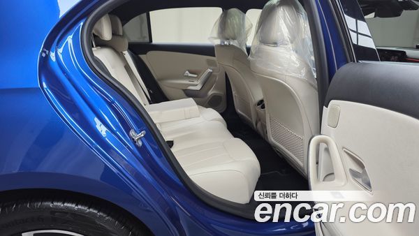 Mercedes-Benz A-Class 2024, фото 16