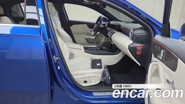 Mercedes-Benz A-Class 2024, фото 15