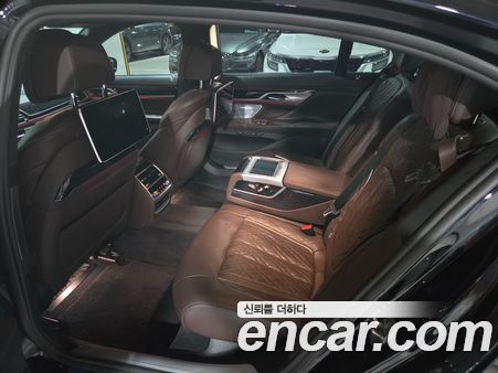 BMW 7 Series 2022, фото 10