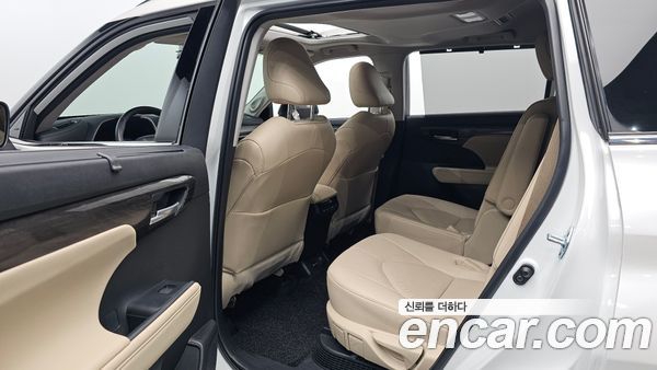Toyota Highlander 2024, фото 17