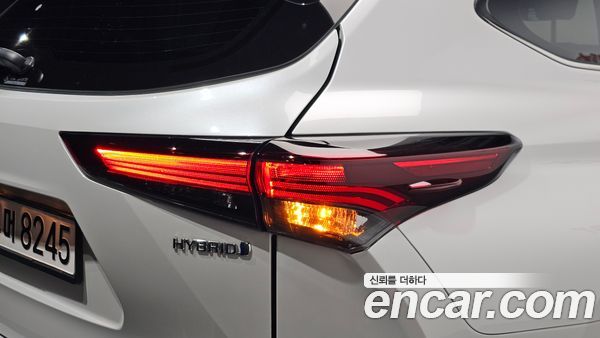 Toyota Highlander 2024, фото 8