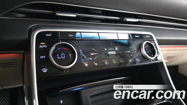 Genesis GV80 2020, фото 16