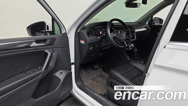 Volkswagen Tiguan 2020, фото 13