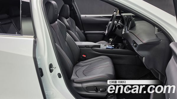 Lexus UX 2024, фото 16