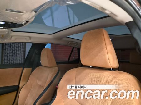 Lexus RZ 2023, фото 8